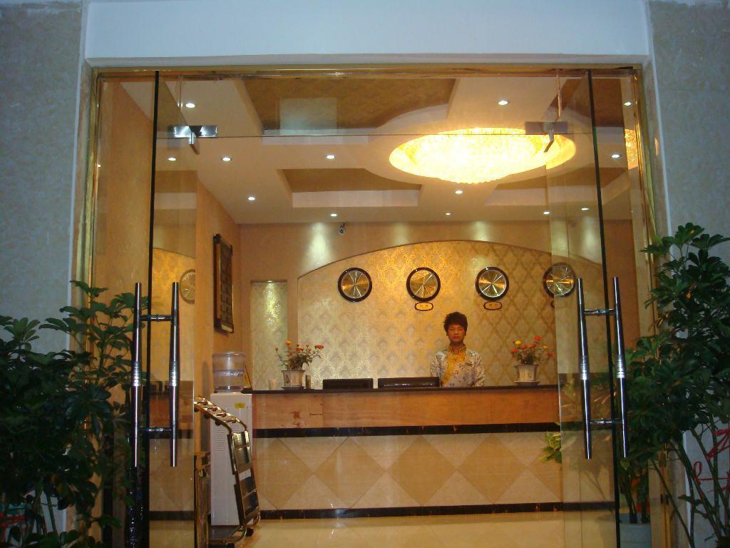 Jiuzhaigou Man Jiang Hong Hotel Exterior photo